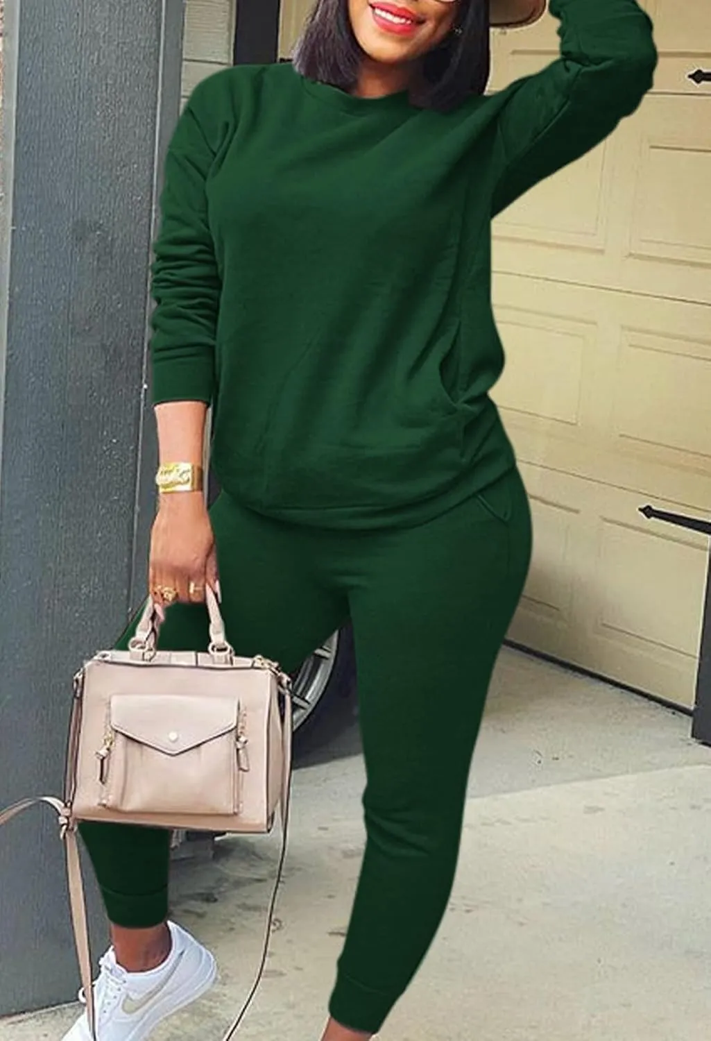 Fixmatti Women's 2 Piece Sweatsuit Long Sleeve Shirts Jogger Pant Set Tracksuit