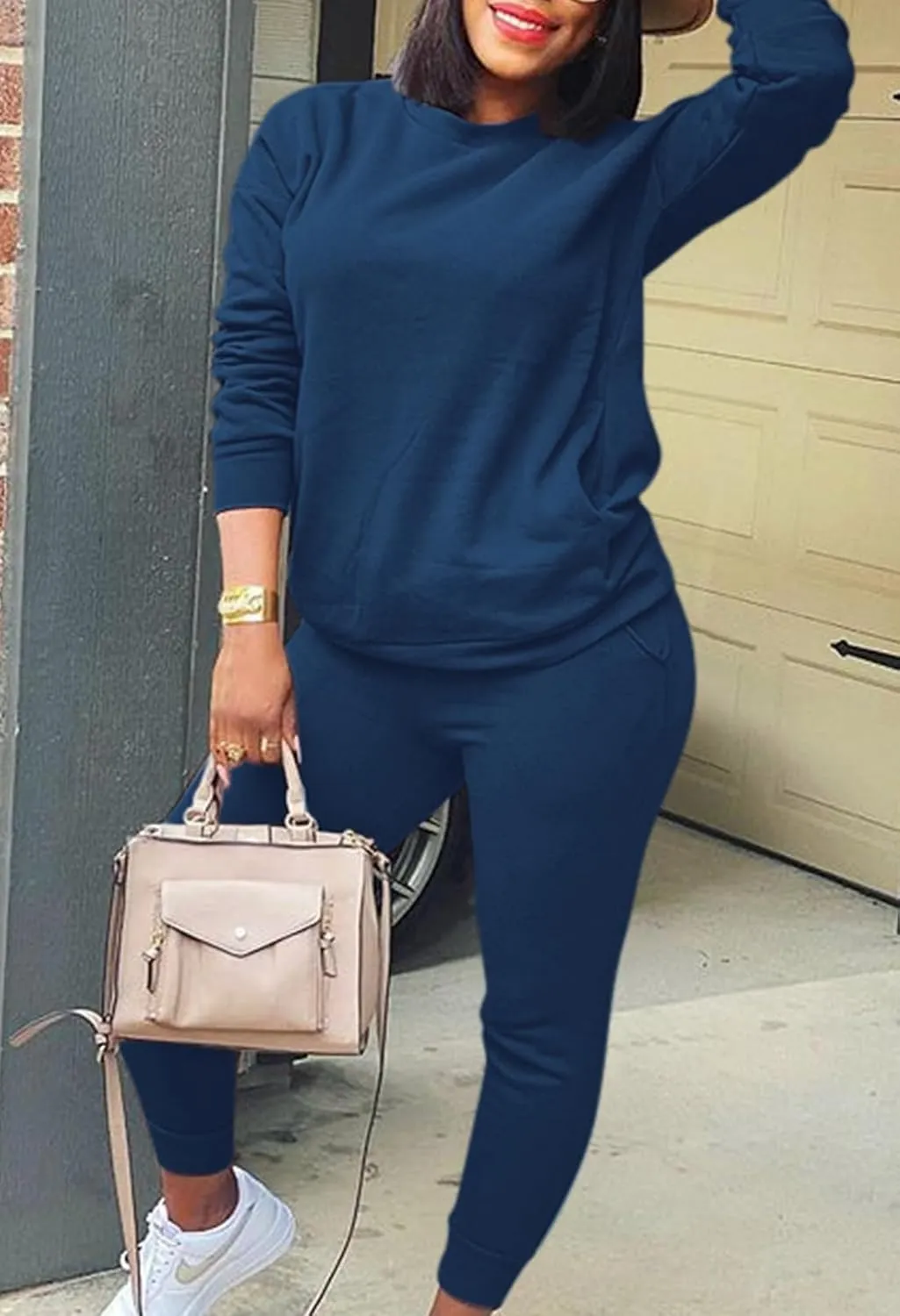 Fixmatti Women's 2 Piece Sweatsuit Long Sleeve Shirts Jogger Pant Set Tracksuit