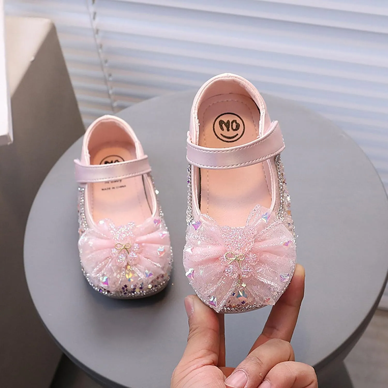 Girls Sparkly Sandals with Strap Flat Sole Comfortable Casual Shoes for Toddler Kids Age 2-7 Year Outdoor Play