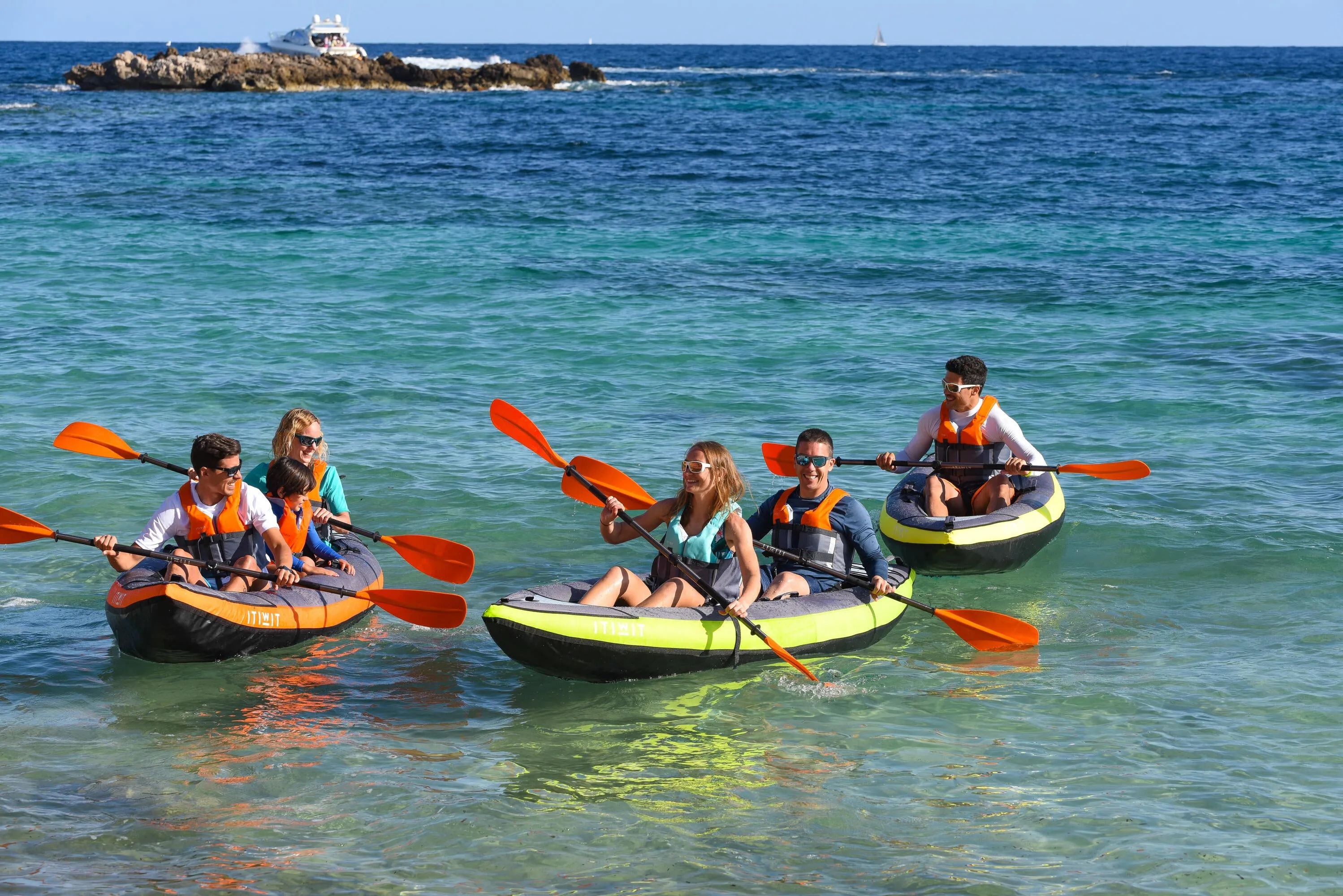 Itiwit Inflatable Recreational Sit-on Kayak with Pump 2 Person