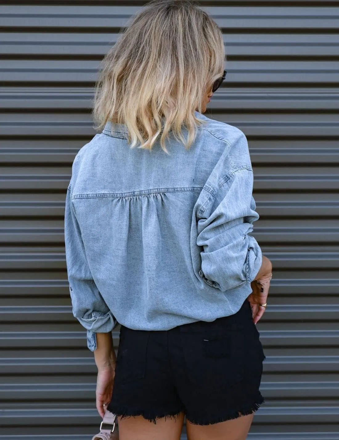 Kwoki Women's Cropped Denim Shirt Roll Up 3/4 Sleeve Casual Loose Crop Tops Drawstring Hem Button Front Jean Jacket