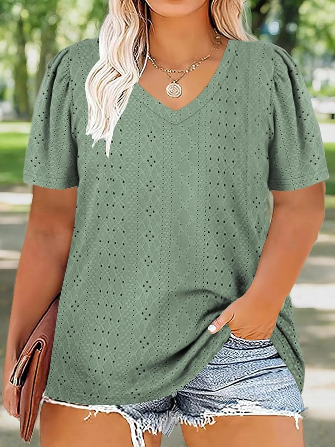 ROSRISS Womens Plus-Size Tops Summer Short Sleeve V Neck Eyelet Shirts